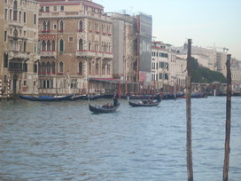 ASK FOR GONDOLA TOUR'S RATE