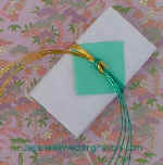 japanese_giftwrapping.jpg (18381 bytes)