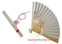 wedding_fans.jpg (16784 bytes)