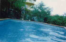 Swim..jpg (10410 byte)