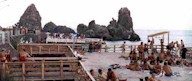 beach.jpg (8027 byte)