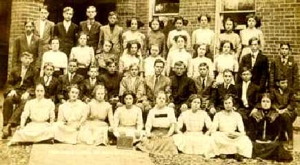 FRESHMAN CLASS OF 1911