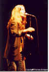 Patti_Smith16.jpg (38518 bytes)