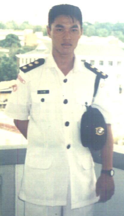 KKWee in Uniform