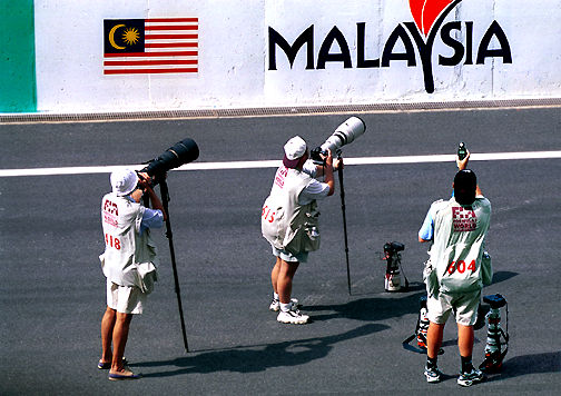 Sepang F-1.jpg (43k) Loading...