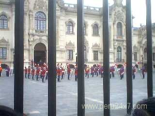 CAMBIO DE GUARDIA