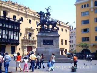 MONUMENTO A PIZARRO