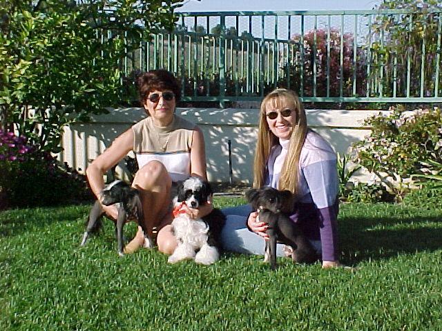 Kathy, Leslie & pups