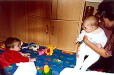 He Tante Jana, nimm mir nicht mein Spielzeug weg!!! *grins*