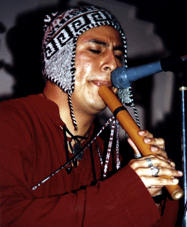 Luis on quena