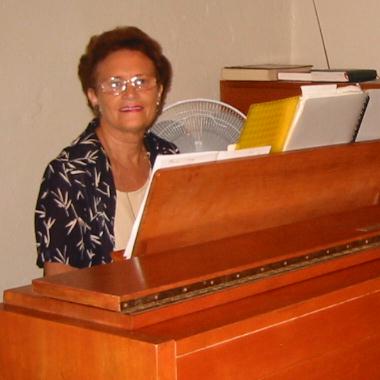 The keyboard of the pipe organ
