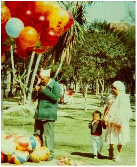 balloonman.jpg (65399 bytes)