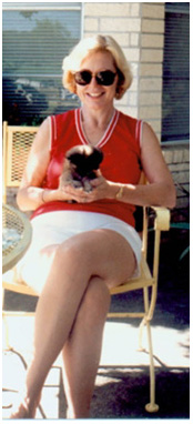 mardelleandpuppy.jpg (54404 bytes)