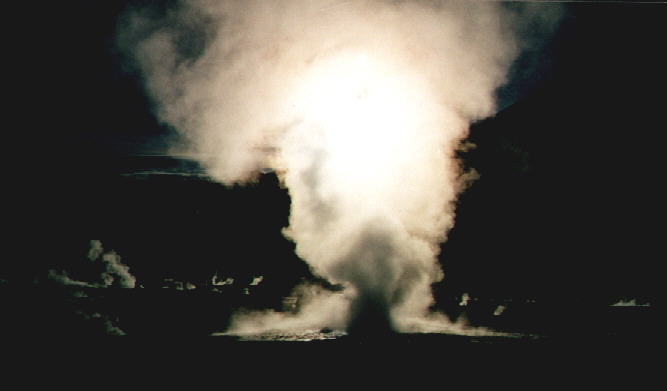 Geysir bei San Pedro de Atacama
