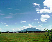 Mt Arayat, the legendary home of Mariang Sinukuan