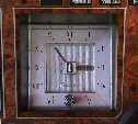 Cartier-signed Clock with Day/Date Feature (37 kb)