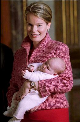 Elisabeth with her mother
