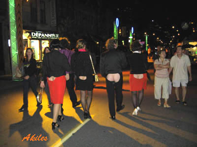 Figurants aux fesses en l'air &agrave; Montr&eacute;al