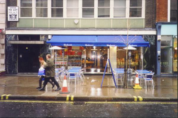 carluccios.jpg