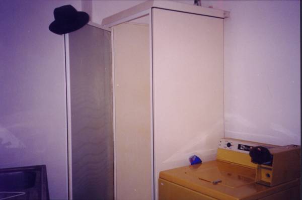 hostel.jpg