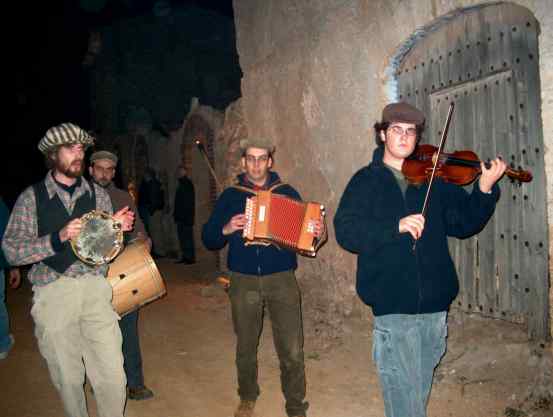 Els musics pel carrer