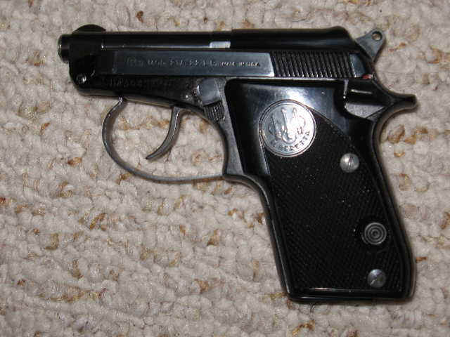 Beretta 21A.JPG (45937 bytes)