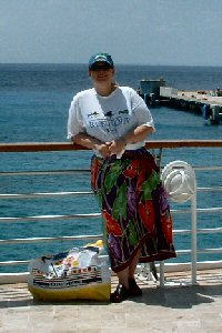 cropped picture of Elizabeth with ocean in background