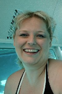 cropped picture of Elizabeth in Glass Bottom Boat