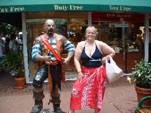 original picture of Elizabeth with pirate