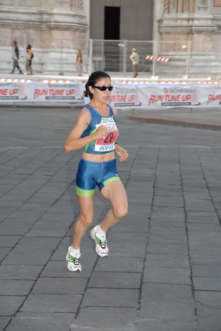 L'arrivo di Vincenza Sicari (Foto Alberto Zorzi)