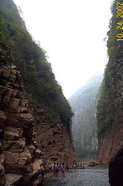 3 gorges 2