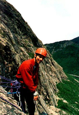 Rob on the classic Whitney-Gilman Ridge (5.7), Cannon Cliff