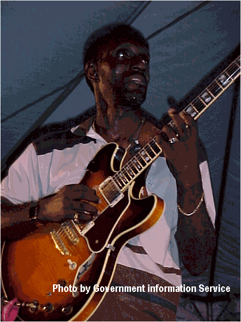 Saint Lucia Jazz Festival: Boo Hinckson at the Square