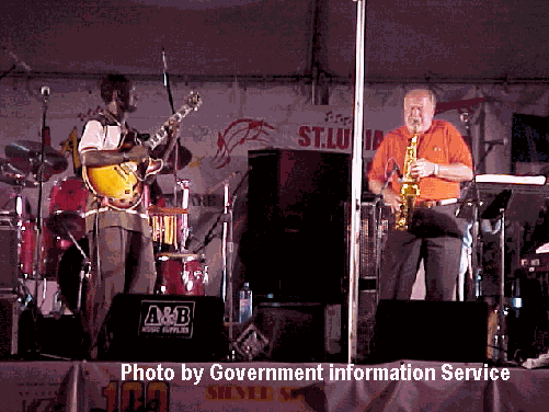 Saint Lucia Jazz Festival: Boo Hinckson at the Square