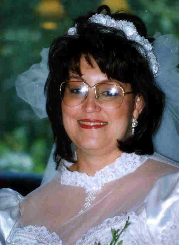 aunt_sharon.jpg - 24479 Bytes