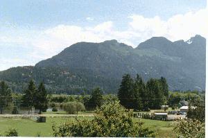 View3 - park, pond, and mountains