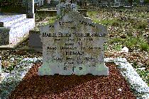Gravestone for Tom and Mabel