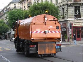 Rear of cleaner
