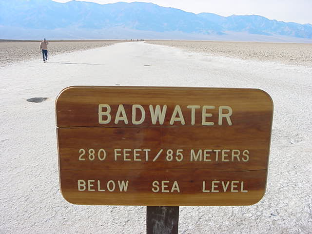 lowest point in USA