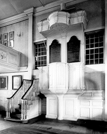 Picture of the high pulpit
