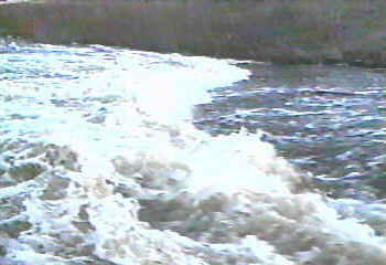 River_Wide_Wave