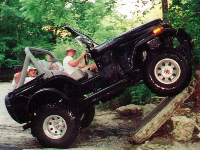 3jeep.jpg (90393 bytes)
