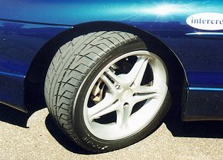car_UVWXYZ_wheel2.jpg (20408 bytes)