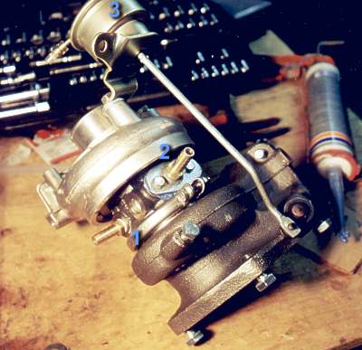 car_maximumboost_wastegate.jpg (27521 bytes)
