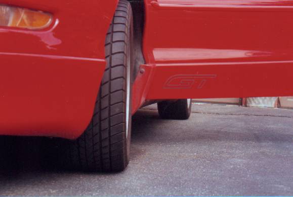 car_side1.jpg (20289 bytes)