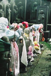 Gotta Keep'em Idols' Tootsies Warm