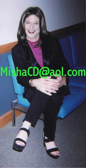 My wife says I totally look like a girl in this pic.&nbsp; Thanks, honey!