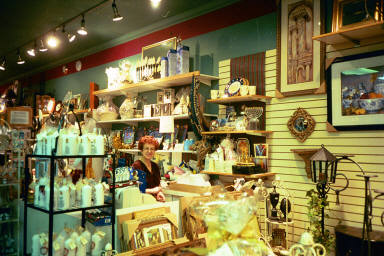 Img00020.jpg (34742 bytes)