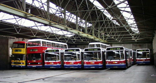 oxftopgarage.jpg (42200 bytes)