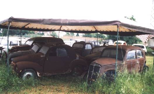 [Tent with Wrecks]